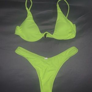 A cute wired, cheeky bikini!
